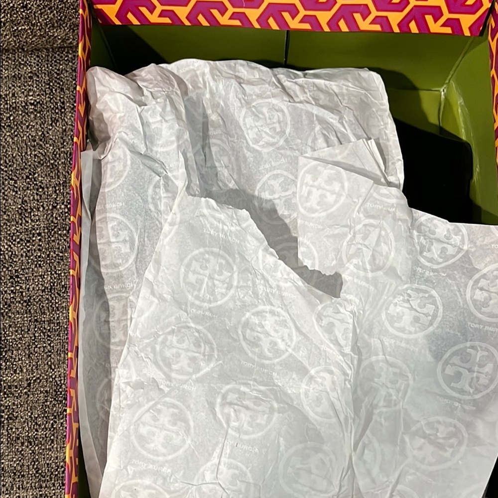 New Tory Burch Sophie Wedge Suede shoes - Picture 11 of 12